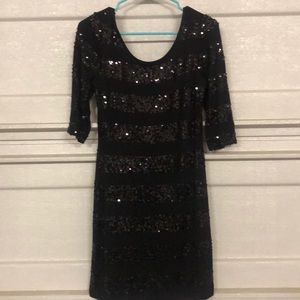 4/$20 Sequined scoop back Mini dress Sz L